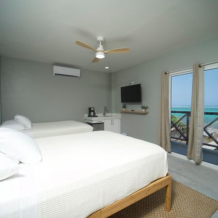 Sandbar Beachfront Hostel & Restaurant سان بيدرو المظهر الخارجي الصورة